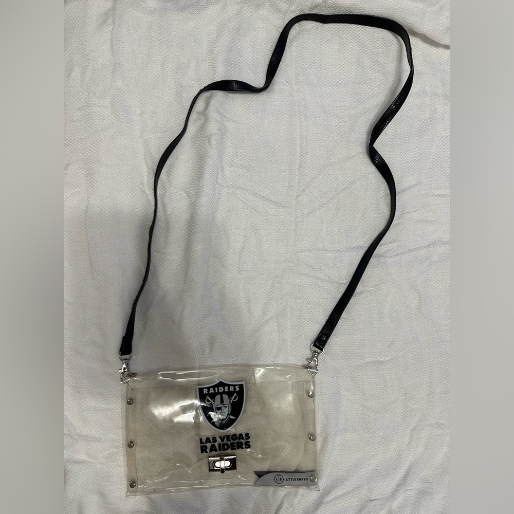 ★SOLD ON MERCARI★ Raiders Littlearth NFL Clear Envelope Purse With Black Strap - Picture 4 of 4